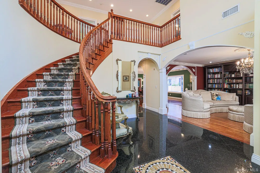 410 Broadway Cedarhurst, NY 11516