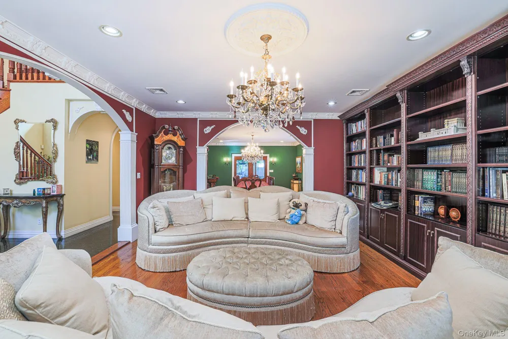 410 Broadway Cedarhurst, NY 11516