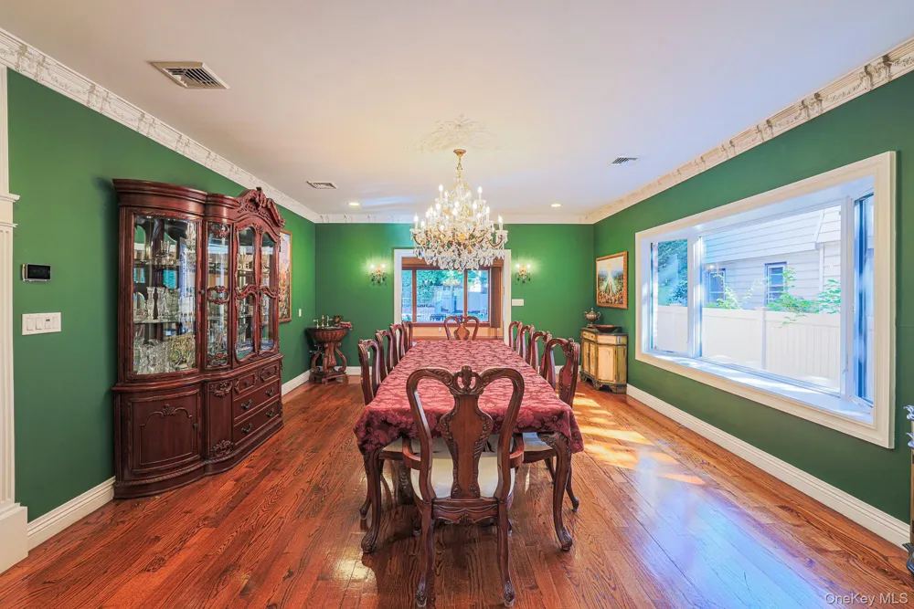 410 Broadway Cedarhurst, NY 11516