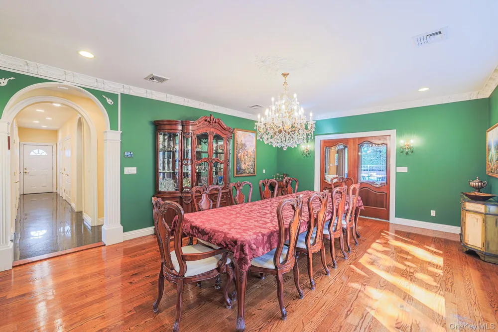 410 Broadway Cedarhurst, NY 11516