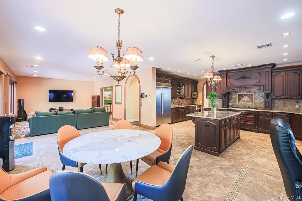 410 Broadway Cedarhurst, NY 11516