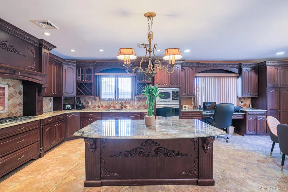 410 Broadway Cedarhurst, NY 11516