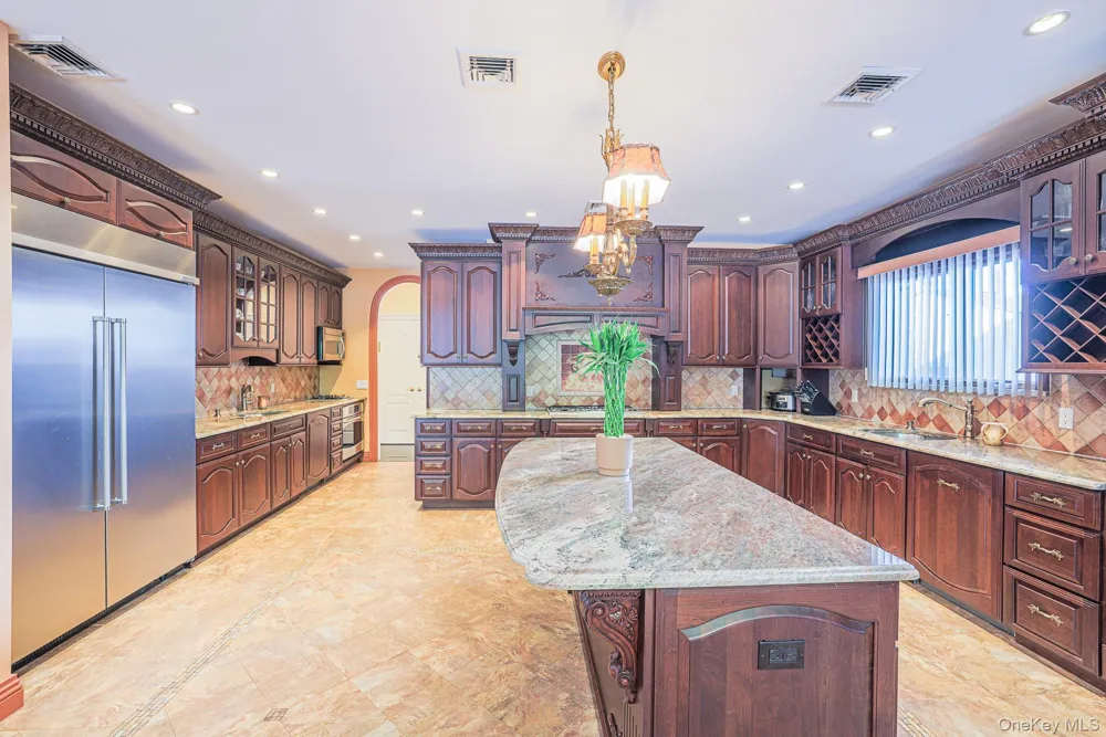 410 Broadway Cedarhurst, NY 11516