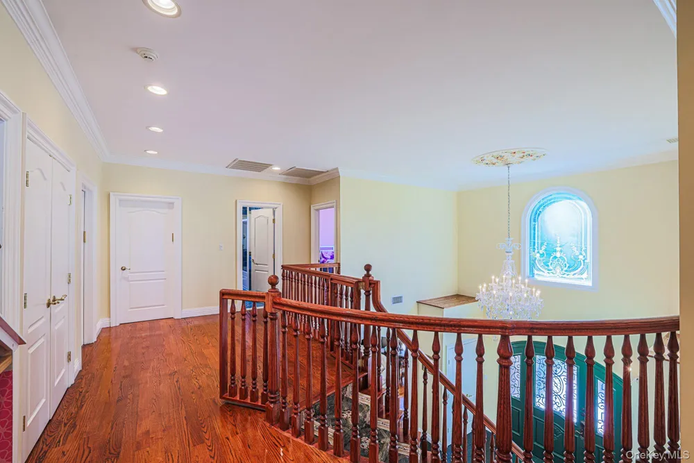 410 Broadway Cedarhurst, NY 11516