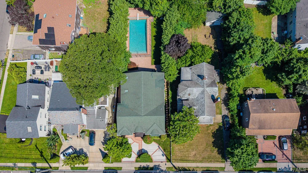 410 Broadway Cedarhurst, NY 11516