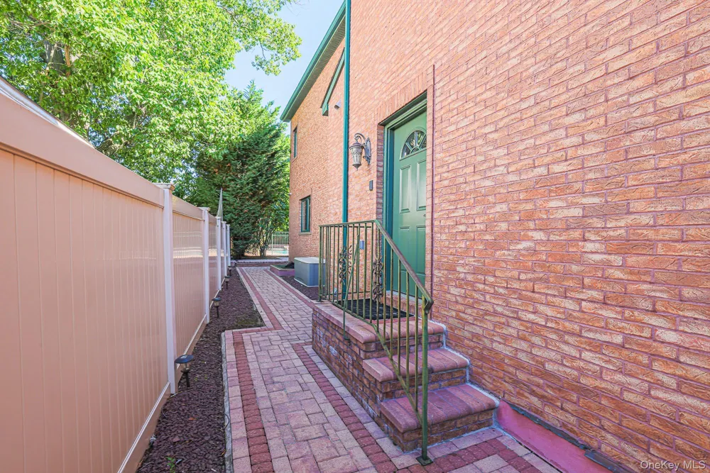 410 Broadway Cedarhurst, NY 11516
