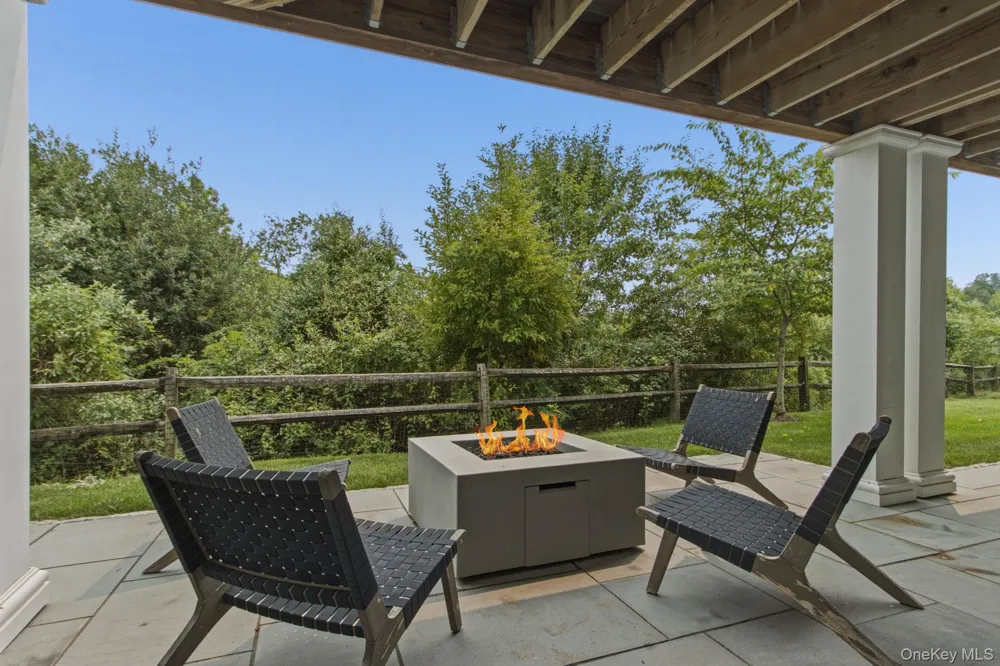 4 Primrose Lane Rye Brook, NY 10573