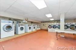83-44 Lefferts Blvd #6M Kew Gardens, NY 11415