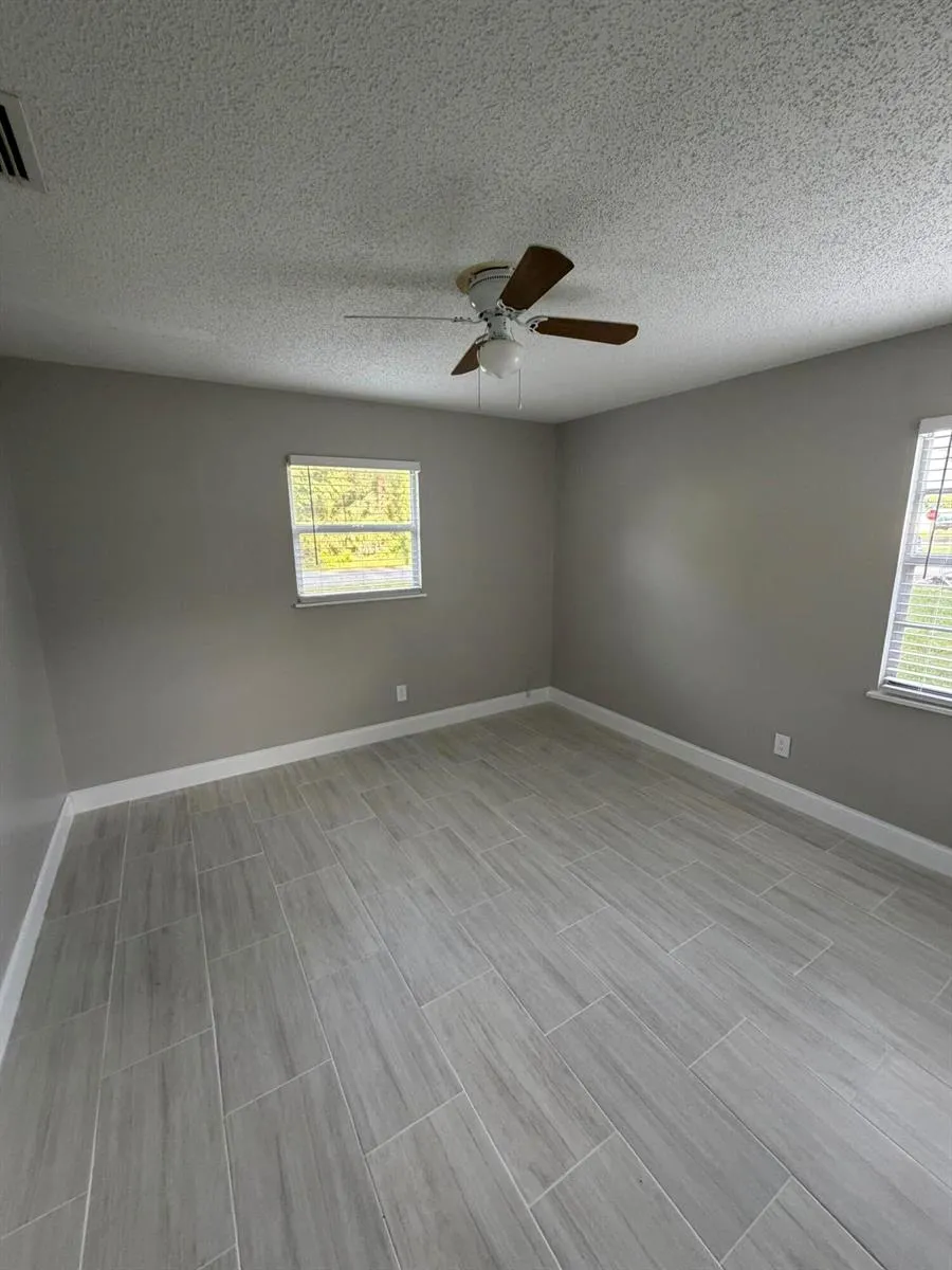 1605 42ND STREET Fort Pierce, FL 34947