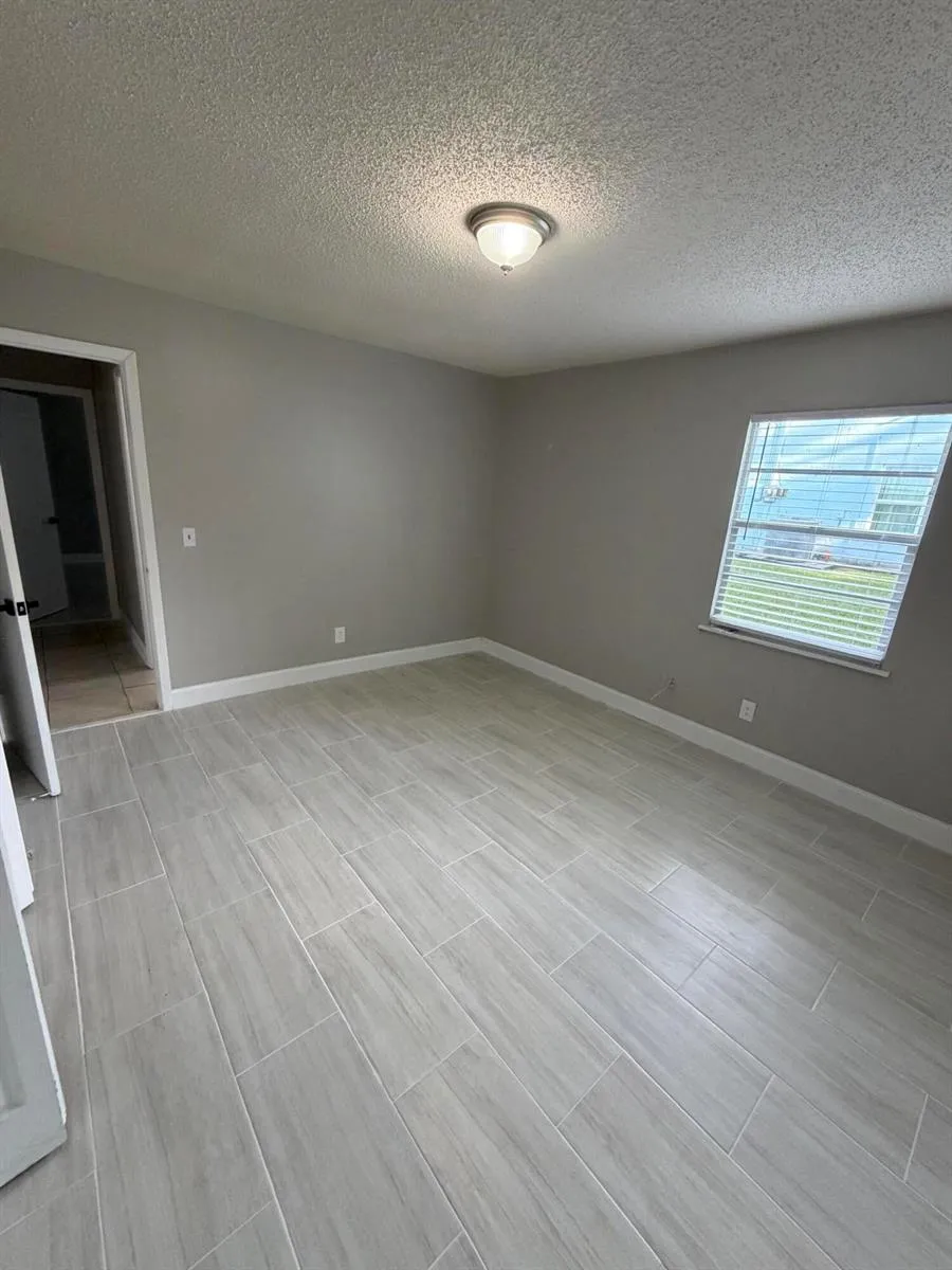 1605 42ND STREET Fort Pierce, FL 34947