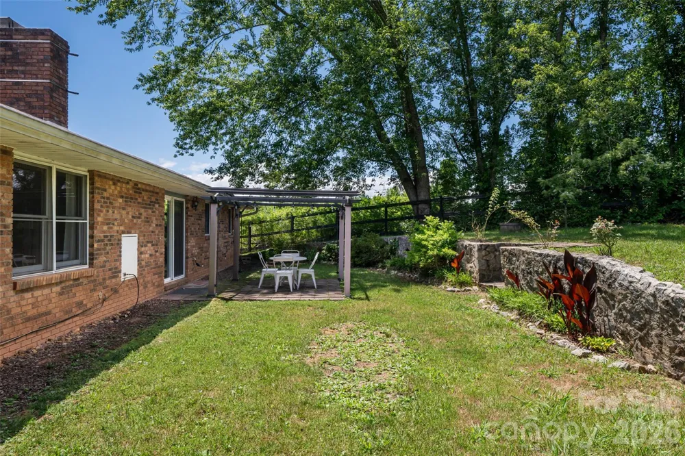 187 Sheehan Road Fletcher, NC 28732