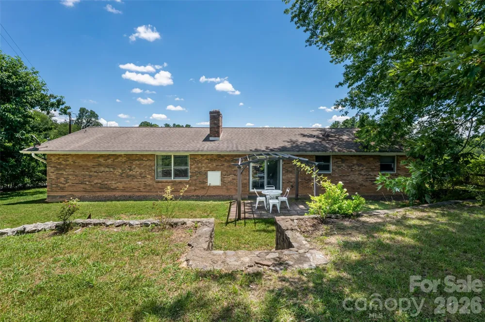 187 Sheehan Road Fletcher, NC 28732