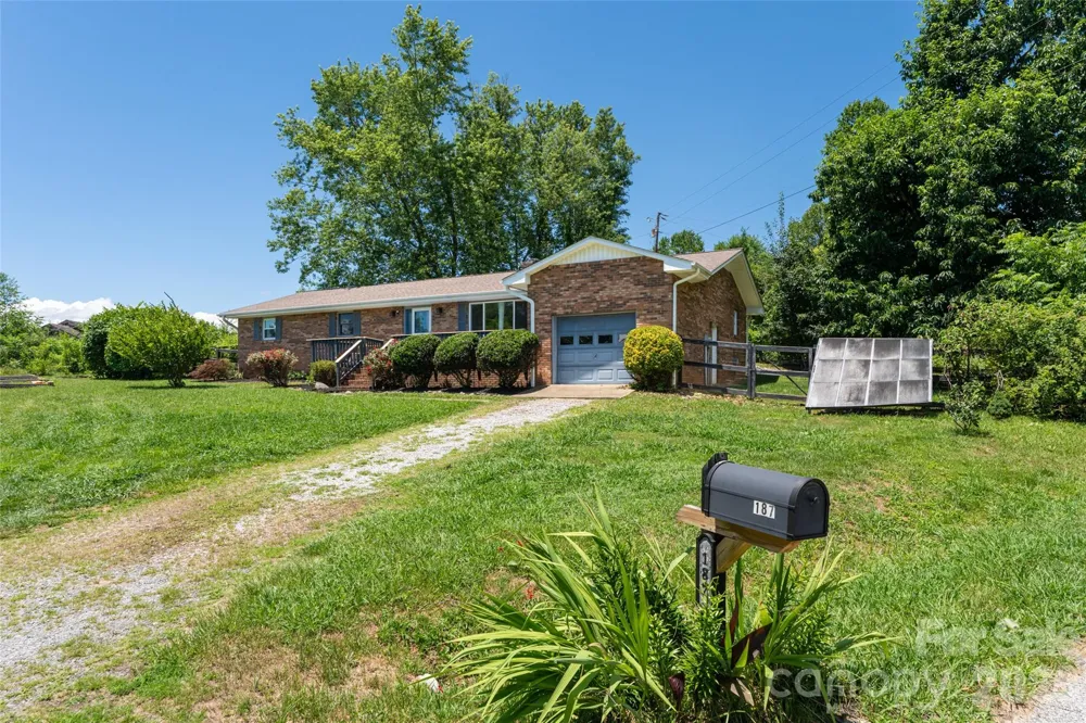 187 Sheehan Road Fletcher, NC 28732