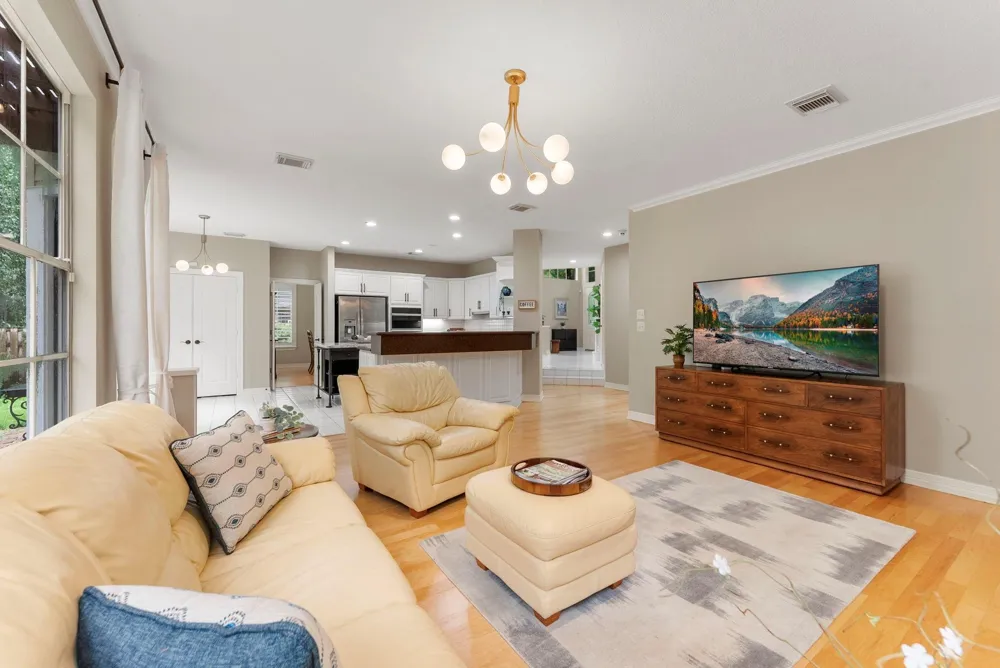 66 Candle Pine Place The Woodlands, TX 77381