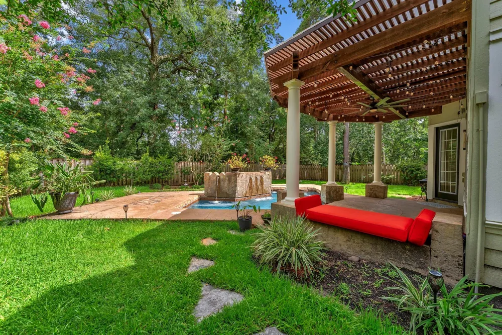 66 Candle Pine Place The Woodlands, TX 77381