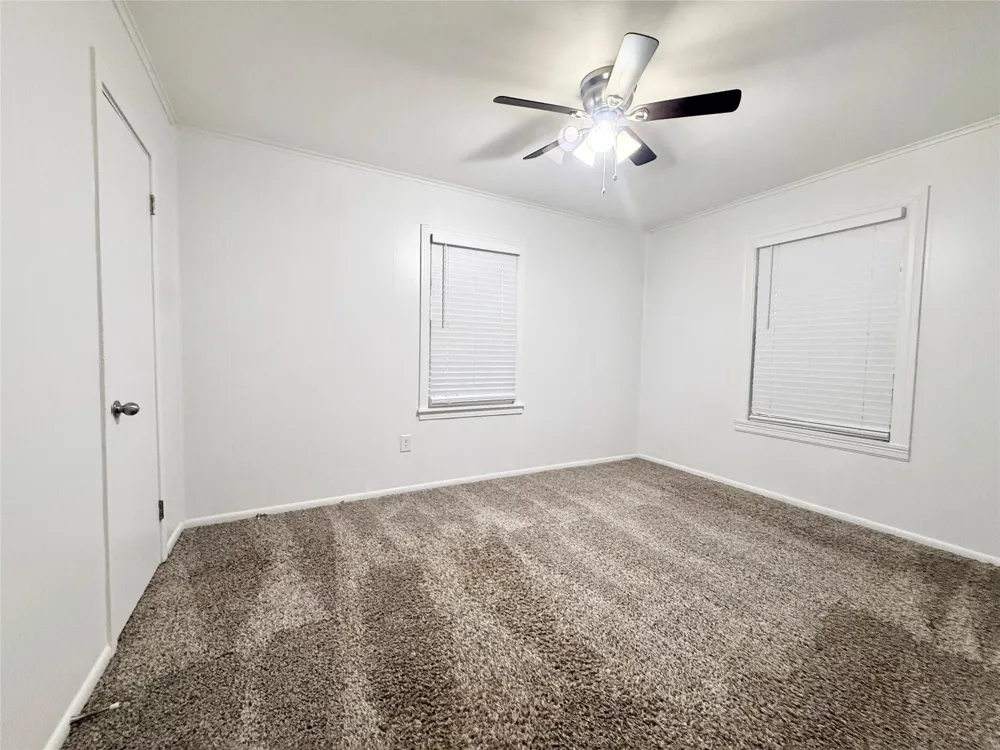 1121 Chenango Street Angleton, TX 77515