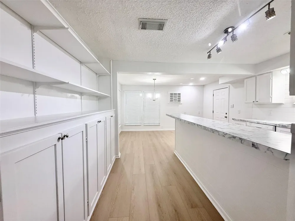 1121 Chenango Street Angleton, TX 77515