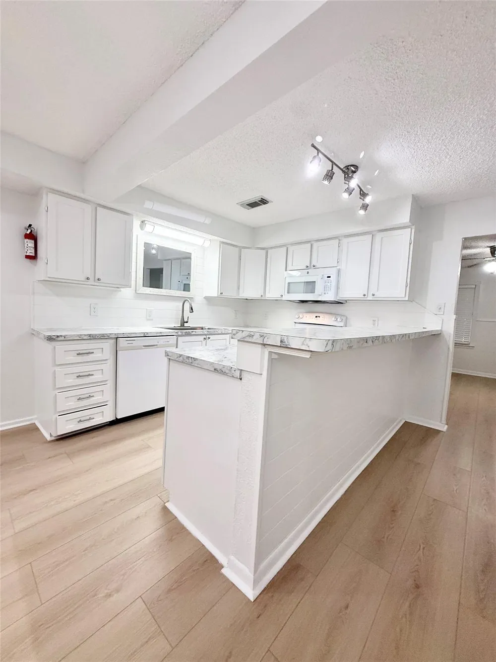 1121 Chenango Street Angleton, TX 77515