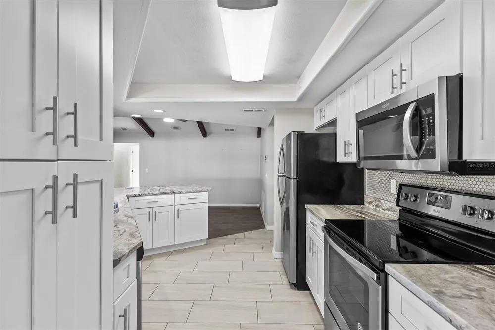 6535 JARVIS ROAD Sarasota, FL 34241