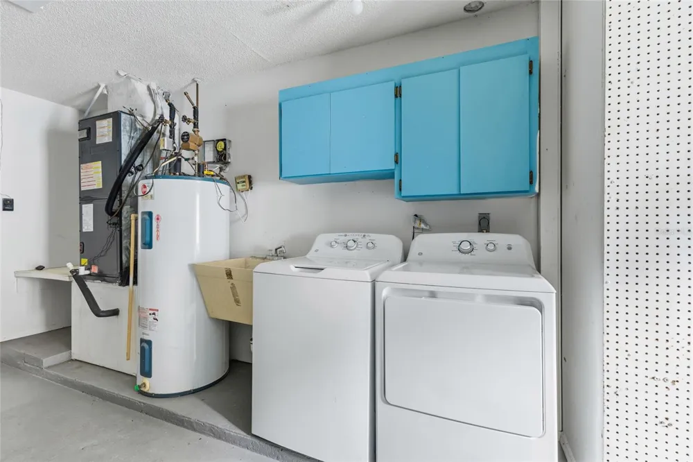 6535 JARVIS ROAD Sarasota, FL 34241