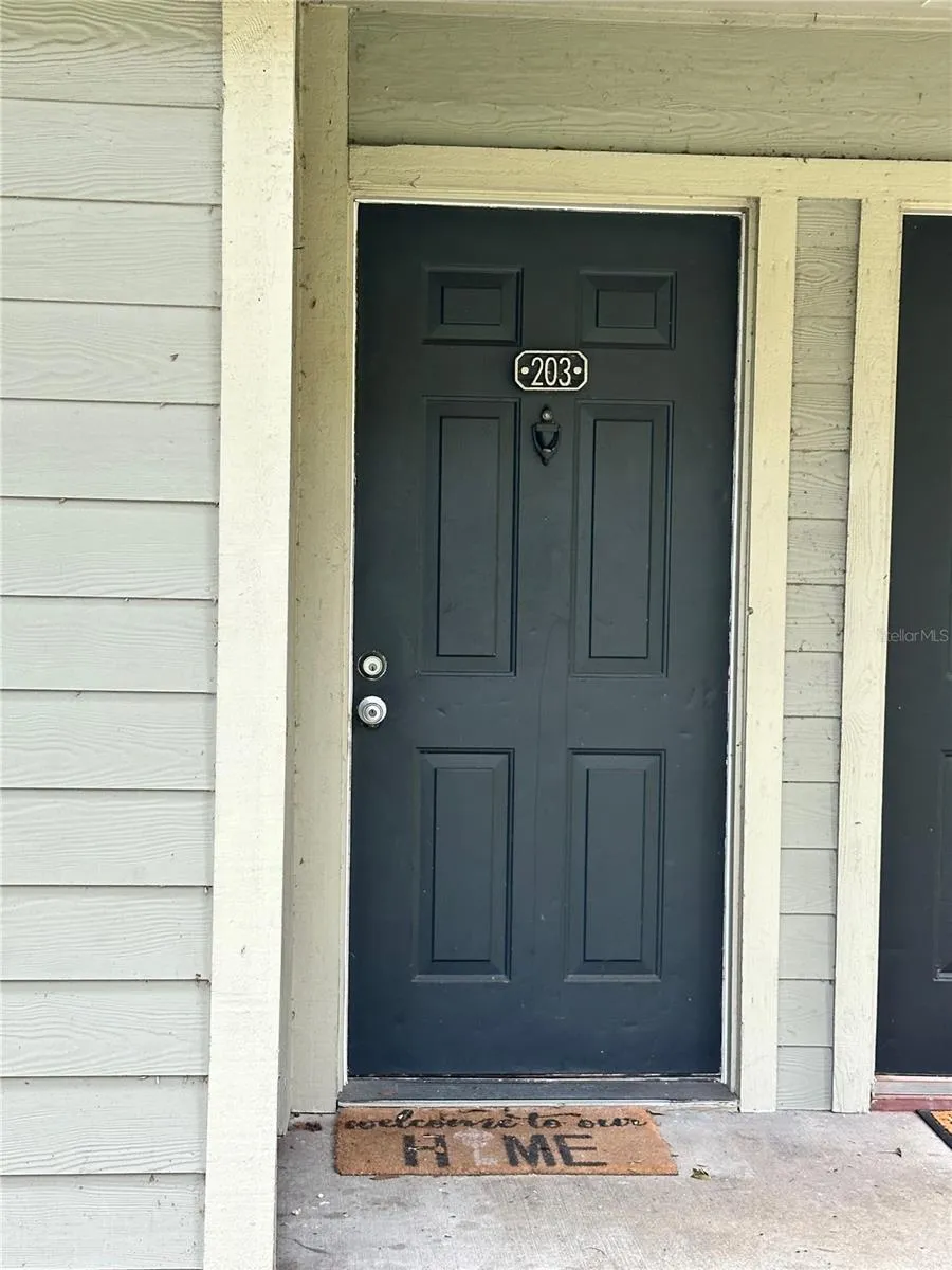 6052 WESTGATE DRIVE #203 Orlando, FL 32835