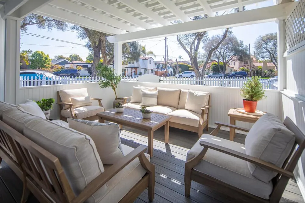 950 Olive Ave Coronado, CA 92118