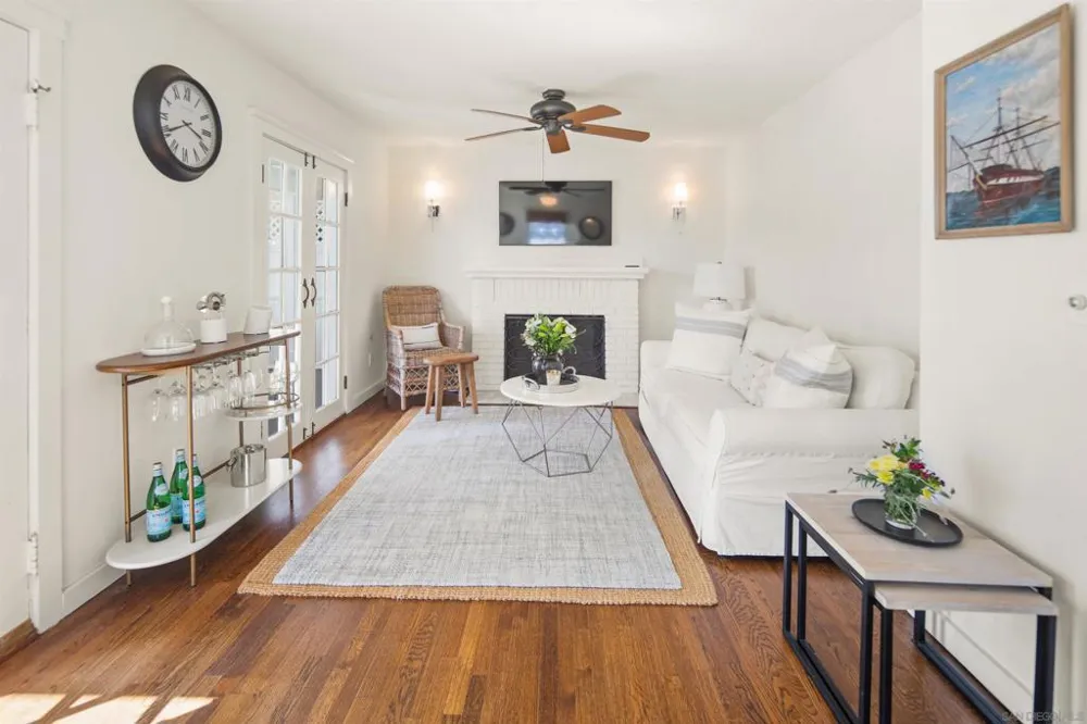 950 Olive Ave Coronado, CA 92118