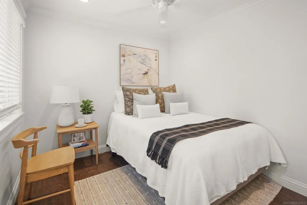 950 Olive Ave Coronado, CA 92118