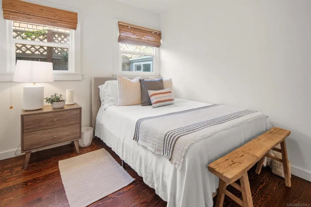 950 Olive Ave Coronado, CA 92118