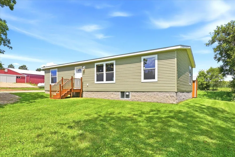 3138 Pierce Saint Croix Rd Spring Valley, WI 54767