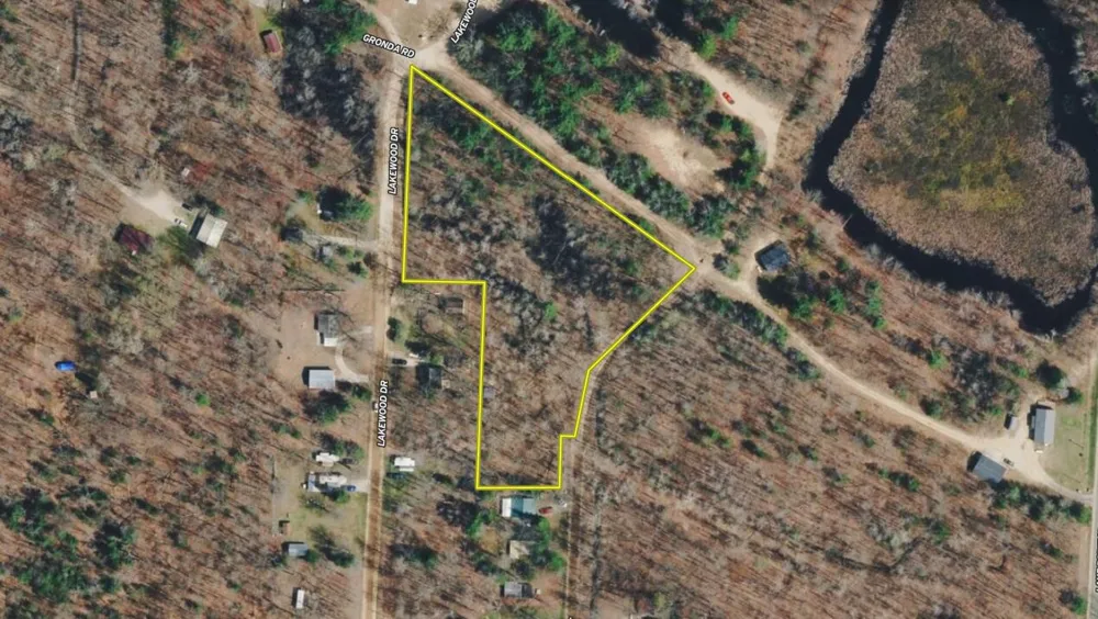 Lakewood Drive Harrison, MI 48625