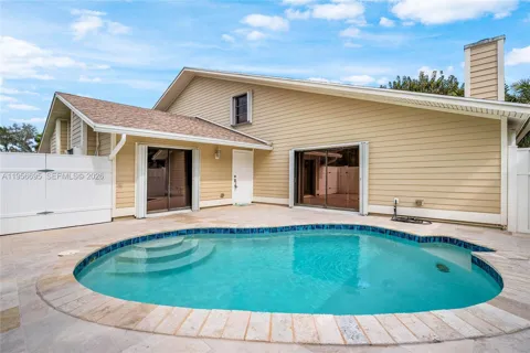 804 Summerwinds Ln