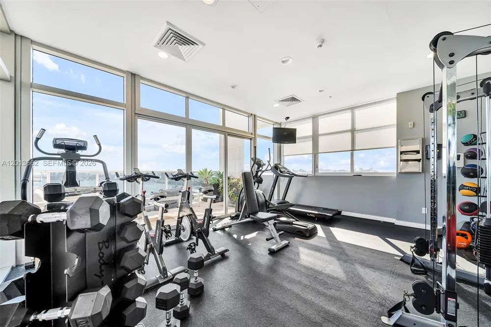 7929 West Dr #1501 North Bay Village, FL 33141