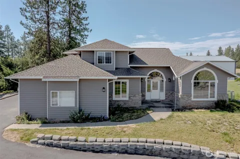 1107 Pinebrook Drive