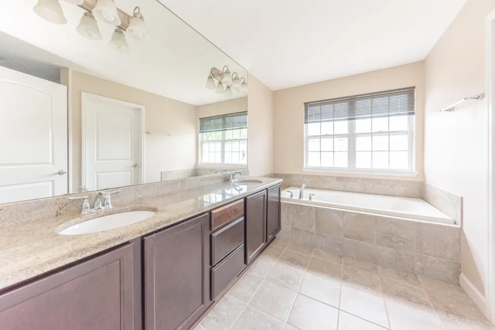 51344 E Bourne Terrace Novi City, MI 48374