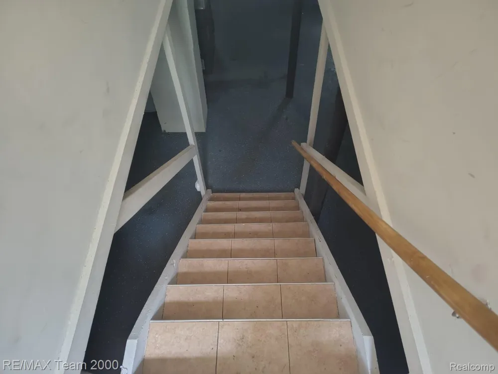 1828 Garfield Avenue Lincoln Park City, MI 48146