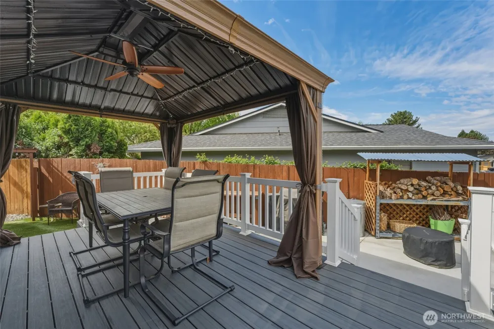 353 SE Highland Park Drive College Place, WA 99324