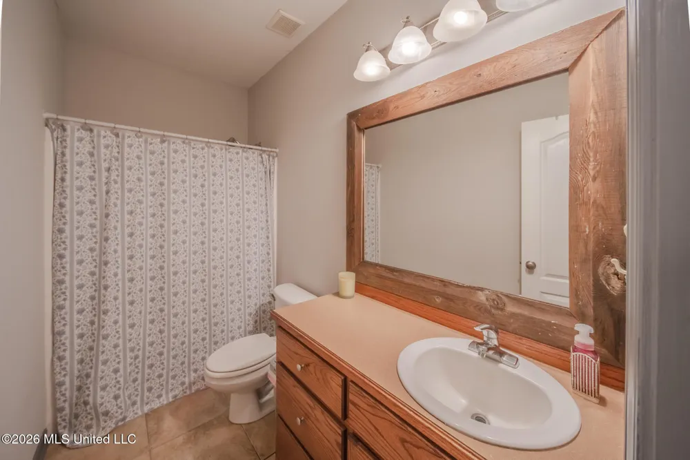 21645 E Ridge Drive Saucier, MS 39574