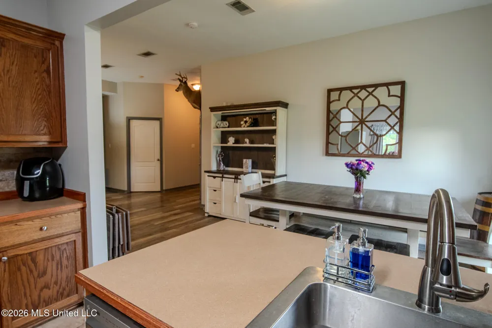 21645 E Ridge Drive Saucier, MS 39574
