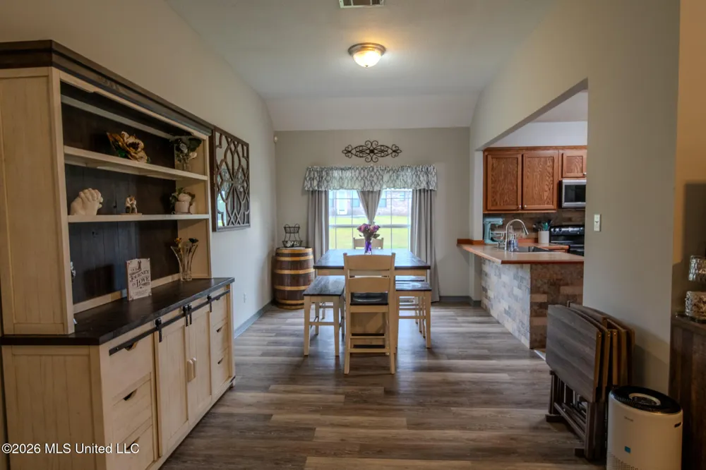 21645 E Ridge Drive Saucier, MS 39574