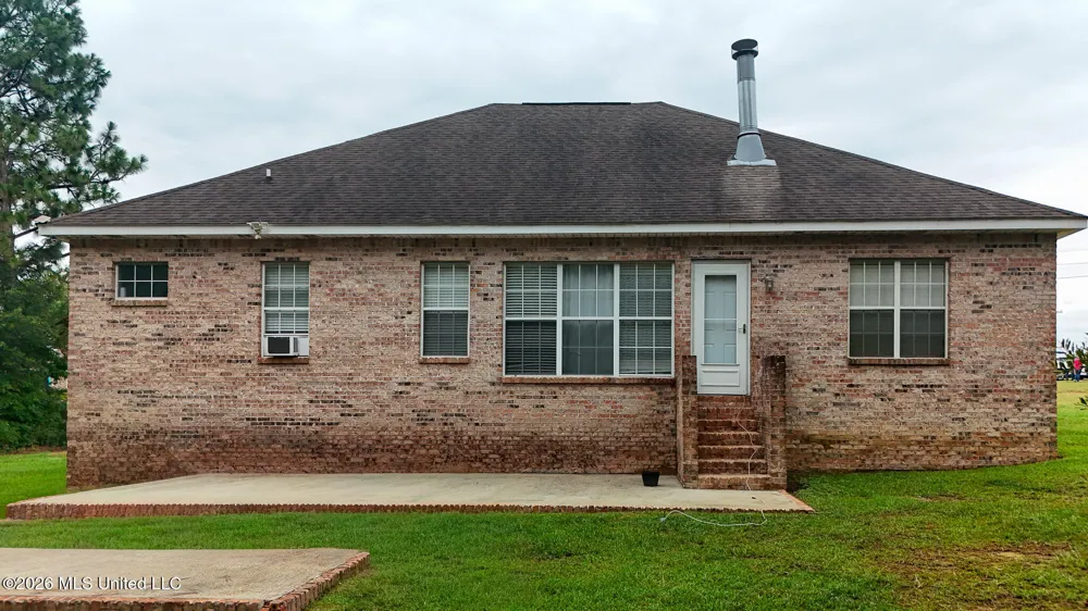 21645 E Ridge Drive Saucier, MS 39574