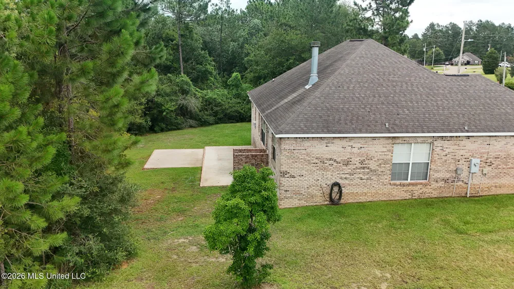 21645 E Ridge Drive Saucier, MS 39574