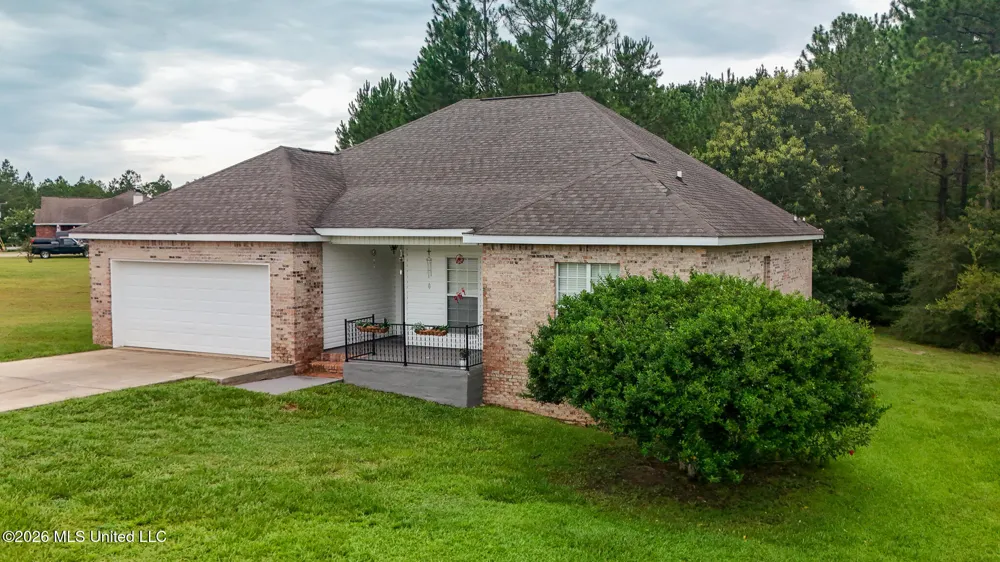 21645 E Ridge Drive Saucier, MS 39574