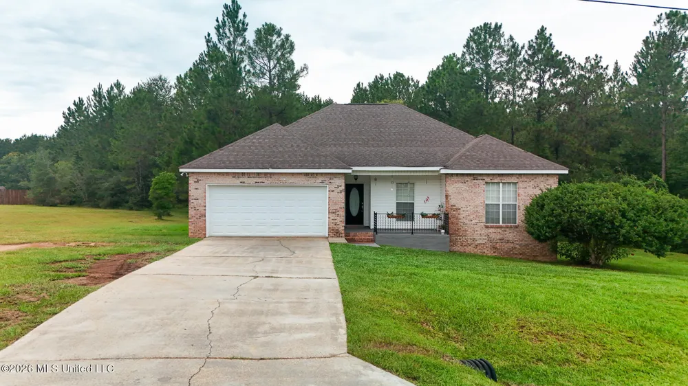 21645 E Ridge Drive Saucier, MS 39574