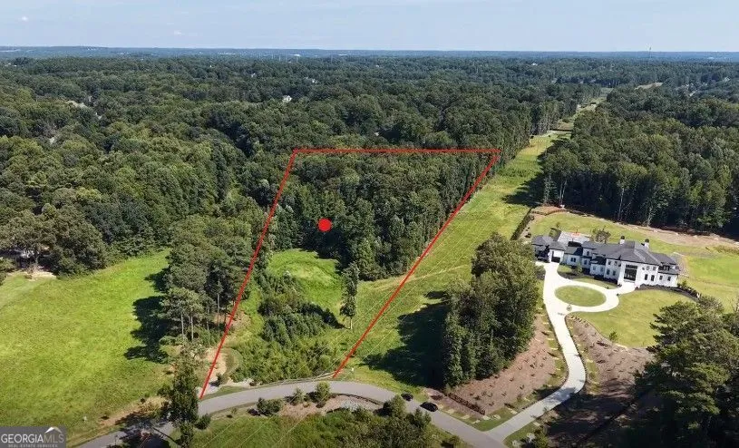 2053 Magnolia LN Milton, GA 30004