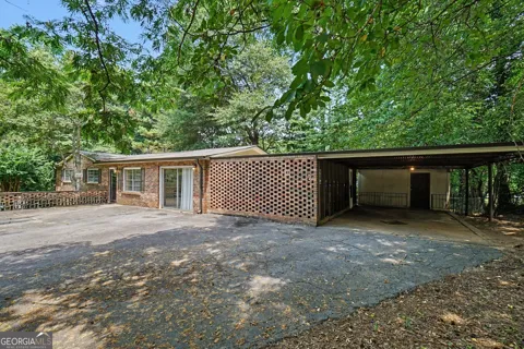 1415 Sycamore DR
