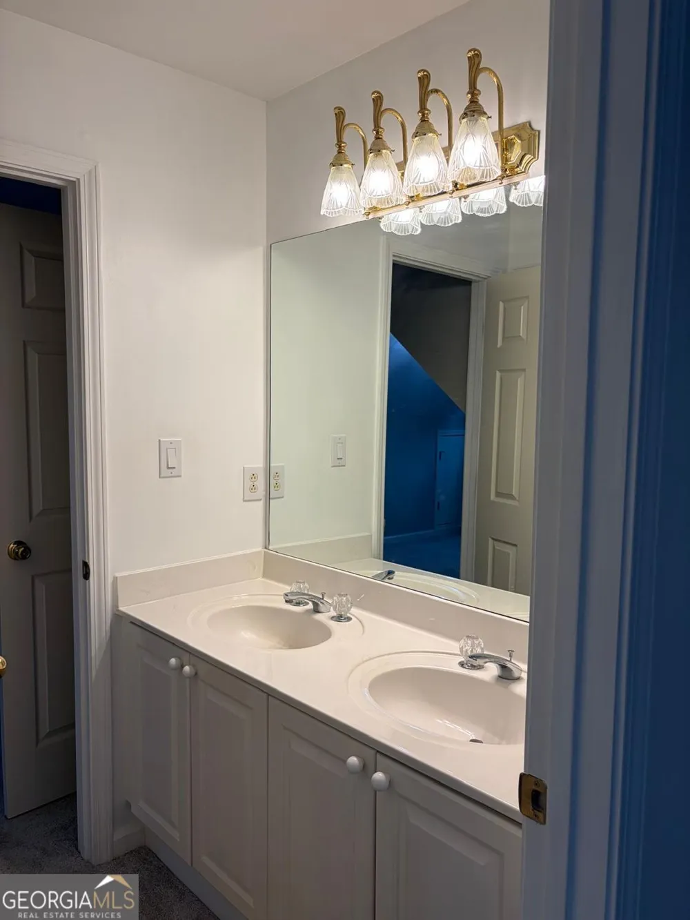 96 Highgrove DR Suwanee, GA 30024