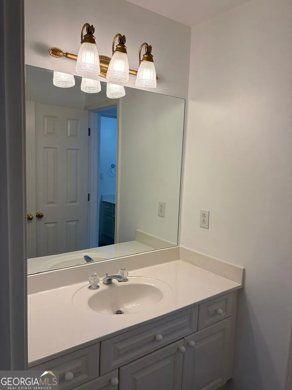 96 Highgrove DR Suwanee, GA 30024