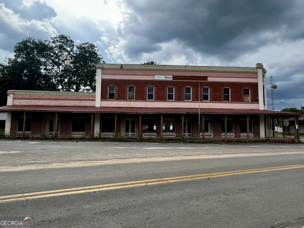140 Montgomery ST Toomsboro, GA 31090