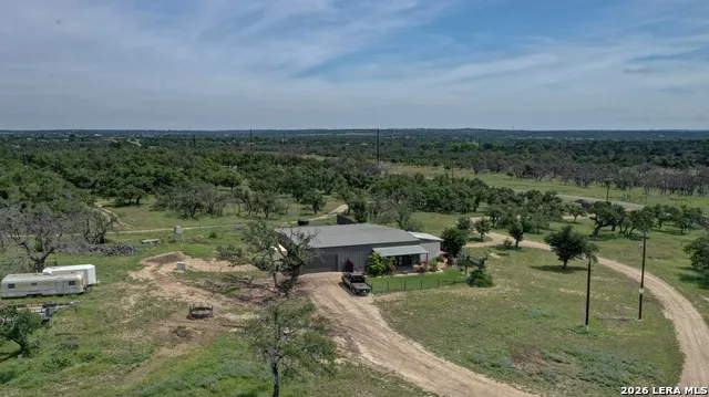2178 S RANCH ROAD 783 Harper, TX 78631